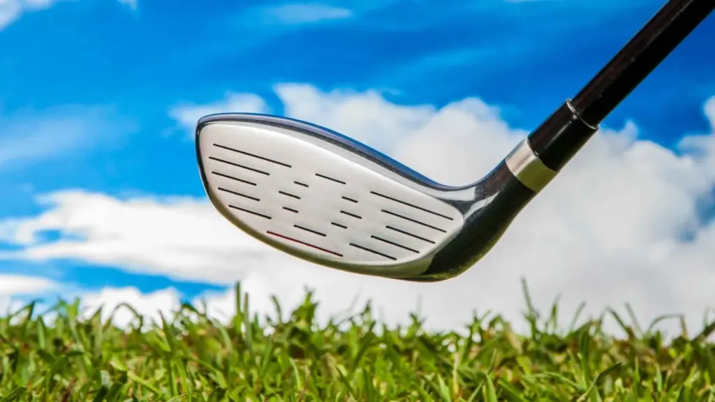 Hybrid golf clubs provide easier long-distance shots for new golfers.