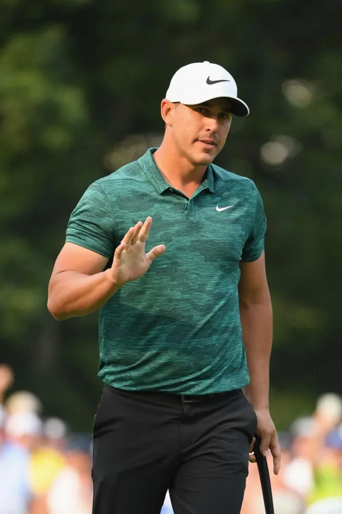 Veteran golfers continue competing deep into the PGA Championship leaderboard.